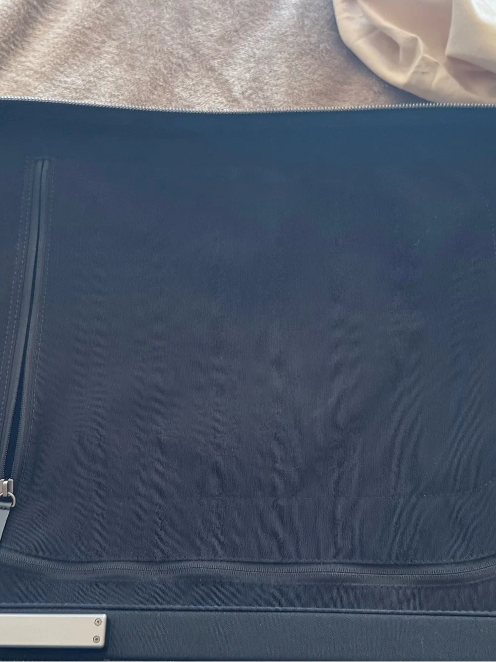 Louis Vuitton Horizon 55 Monogram Eclipse Black